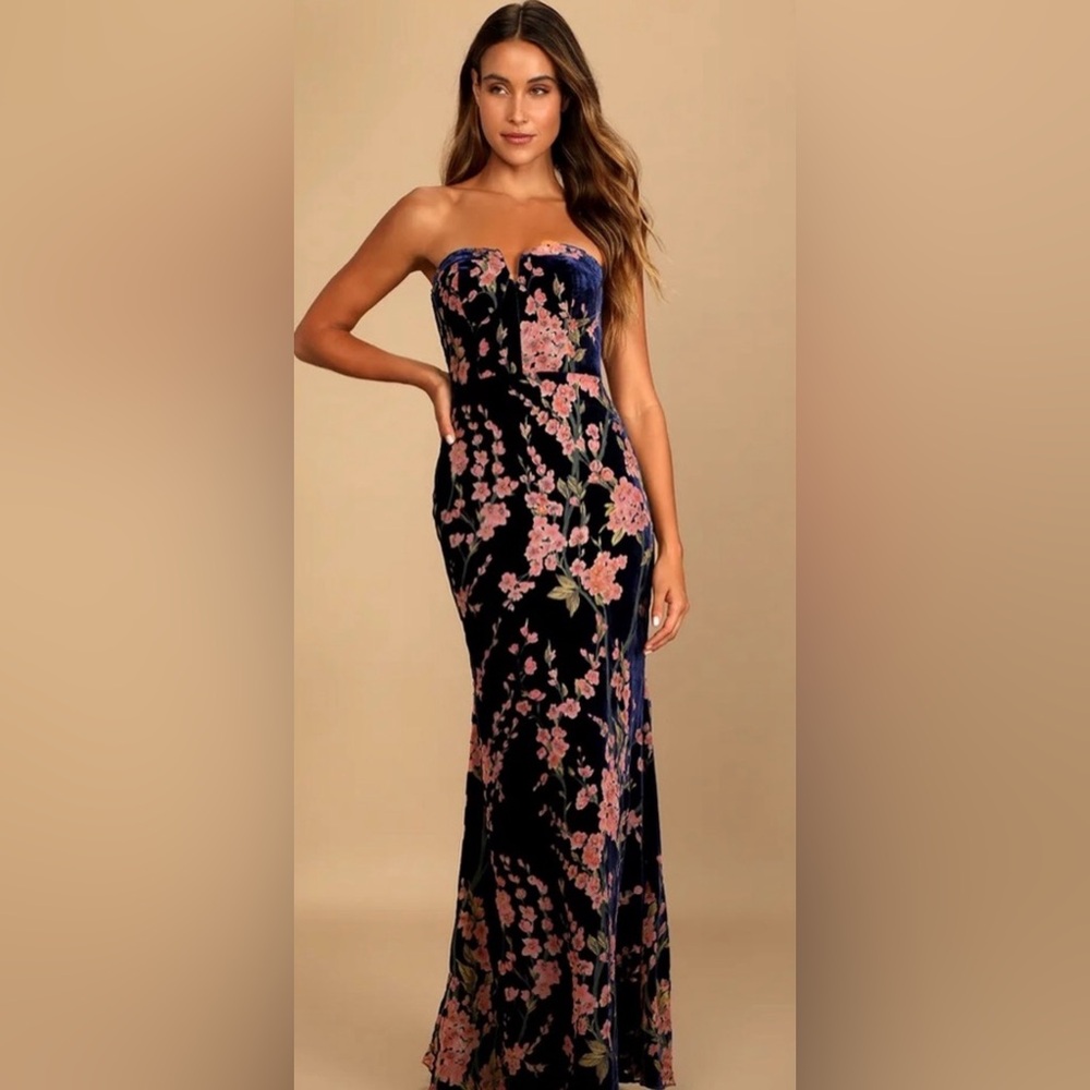 Lulu's Womens Bloom In Mind Maxi Dress Size XS Navy Blue Floral Velvet Strapless